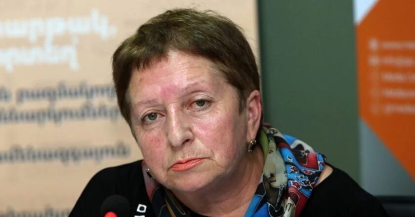 «Բռնապետի դափնիները երեւի Փաշինյանին հանգիստ չեն տալիս, ձգտում է այնպիսի միջավայր ստեղծել, որ ինչ ուզենա, անի. սրա դեմը պետք է առնել». Ժաննա Ալեքսանյան Ամբողջական հոդվածը կարող եք կարդալ այս հասցեով՝