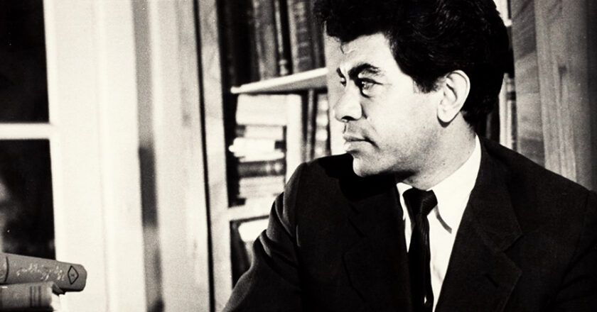 (Ա)    ԵՎ ԱՅՐ ՄԻ ՄԱՇՏՈՑ ԱՆՈՒՆ.  Պարույր Սևակ